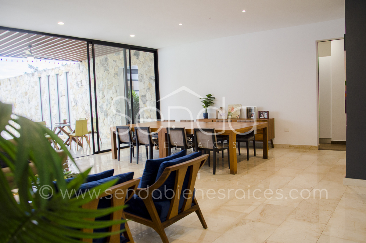 2019-12-03_23_15_55_19KG-38 Casa en venta en La Ceiba -20.jpg